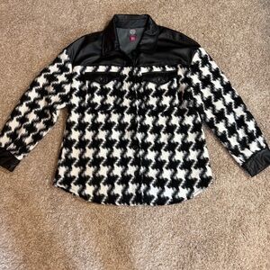 Vince Camuto Black and White Jacket with Houndstooth Pattern Shacket size M
